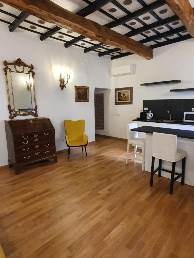 Charming Frattina - 2 Bathrooms New Apartment Roma Eksteriør bilde