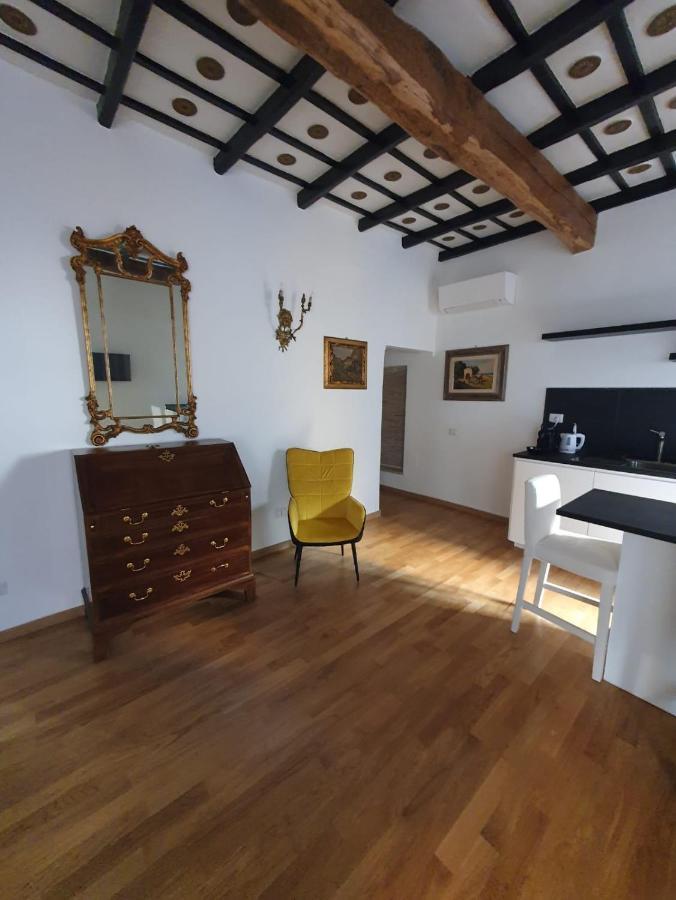Charming Frattina - 2 Bathrooms New Apartment Roma Eksteriør bilde